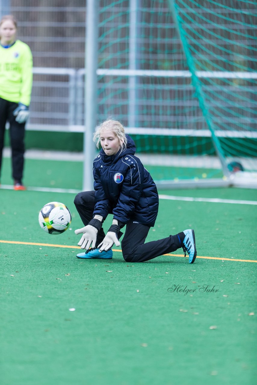 Bild 225 - wCJ VfL Pinneberg - mDJ VfL Pinneberg/Waldenau : Ergebnis: 1:3